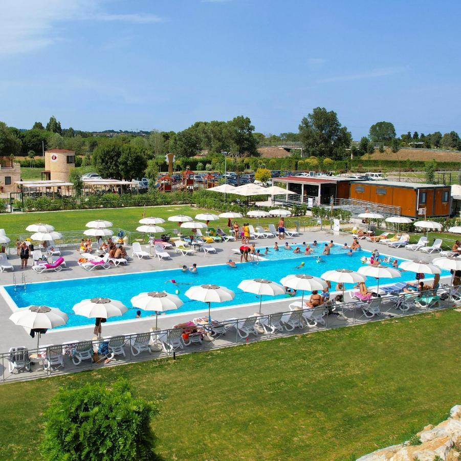 Moretti Village - B&B Civitanova Marche Eksteriør bilde