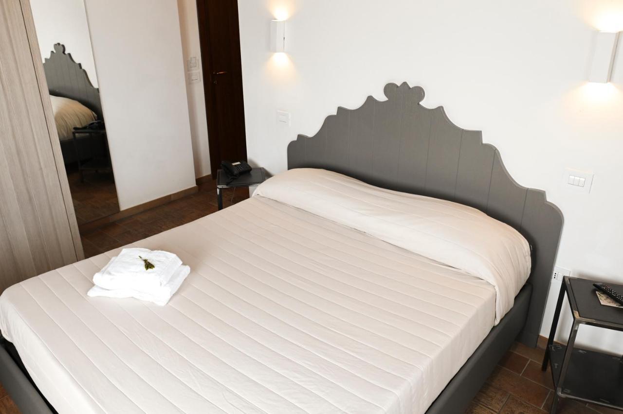 Moretti Village - B&B Civitanova Marche Eksteriør bilde